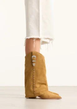 Beige suède cowboylaarzen met flap