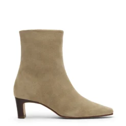 Beige suède enkellaarsjes met hak