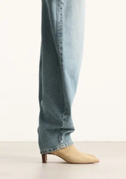 Beige suède enkellaarsjes met hak