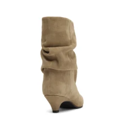 Beige suède enkellaarsjes met hak