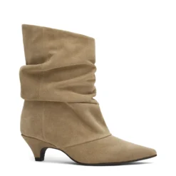 Beige suède enkellaarsjes met hak