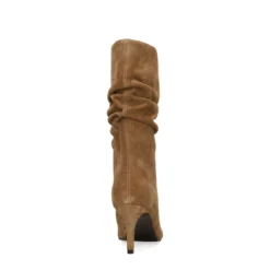 Beige suède enkellaarsjes met hak