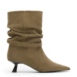 Beige suède slouchy enkellaarsjes met hak