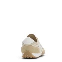 Beige suède sneakers