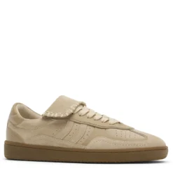 Beige suède sneakers