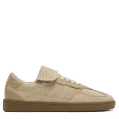 Beige suède sneakers