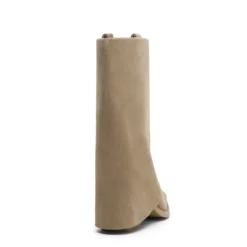 Beige suède western enkellaarsjes met flap