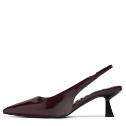 Bordeaux lak slingback pumps