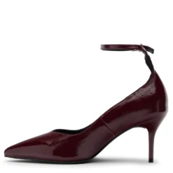 Bordeaux rode pumps