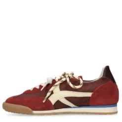 Bordeaux rode suède sneakers met dubbele veters