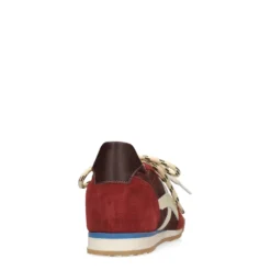 Bordeaux rode suède sneakers met dubbele veters