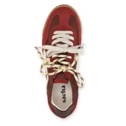Bordeaux rode suède sneakers met dubbele veters