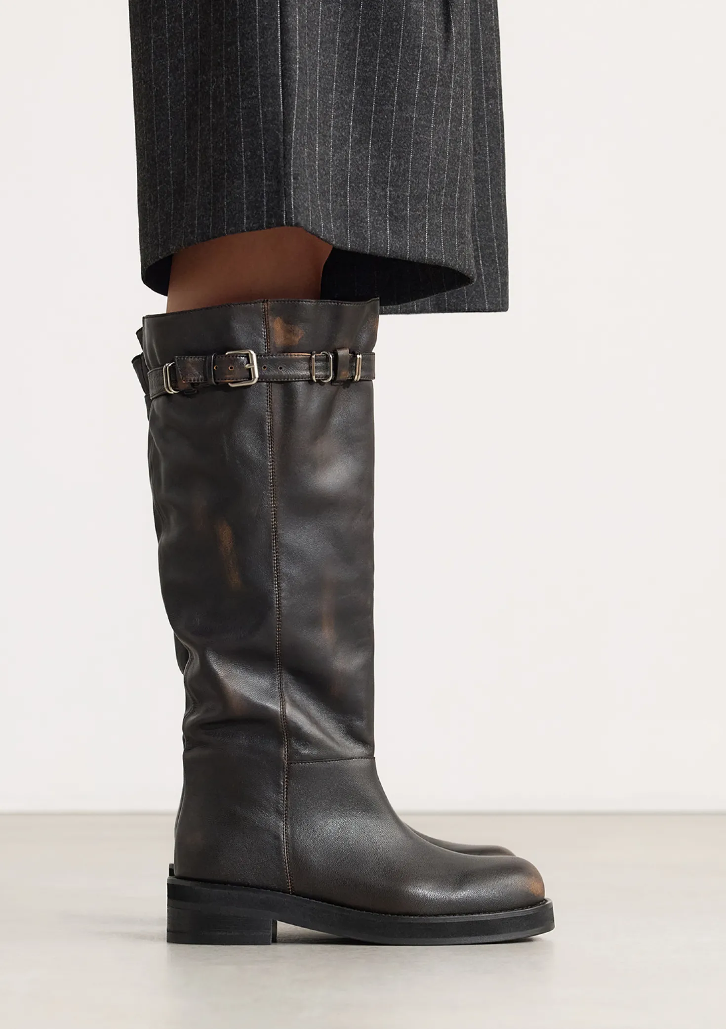 Brownwashed leren buckle biker boots
