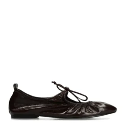 Bruine ballerina's met veters