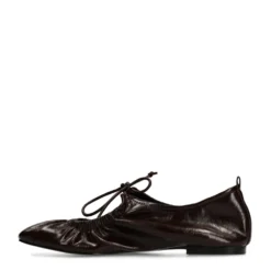 Bruine ballerina's met veters