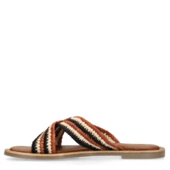 Bruine gevlochten slippers