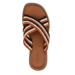 Bruine gevlochten slippers