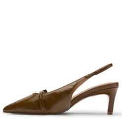 Bruine lak slingbacks met gesp