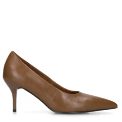 Bruine pumps