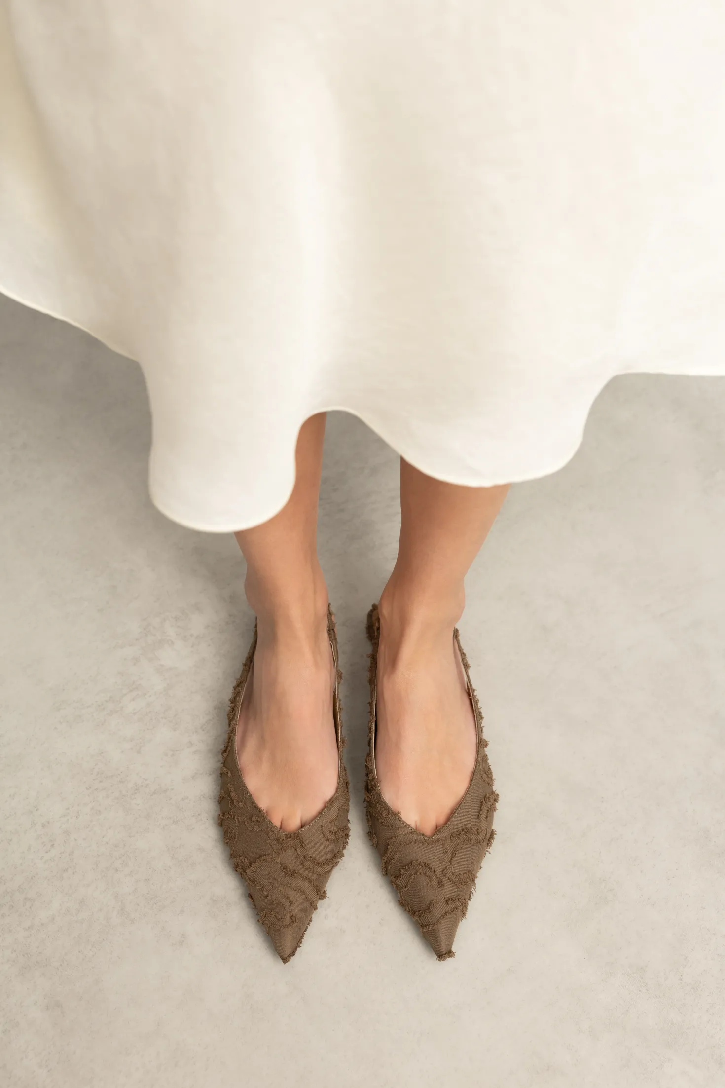 Bruine slingbacks