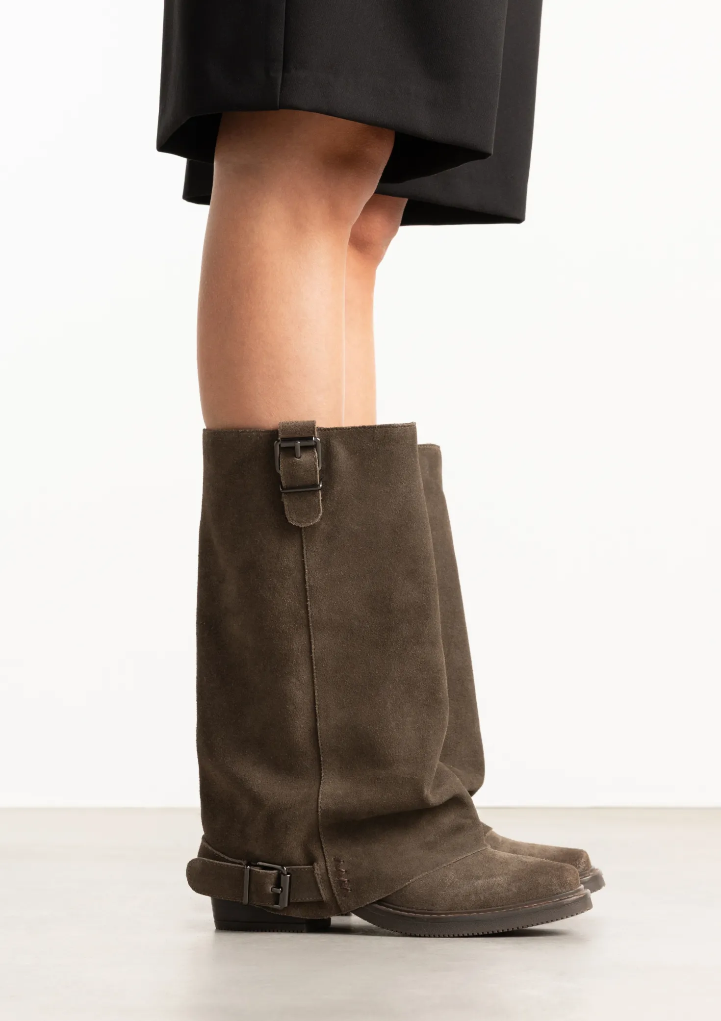 Bruine suède biker boots met flap