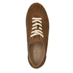 Bruine suède sneakers