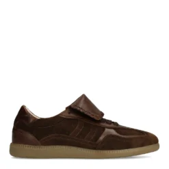 Bruine suède sneakers