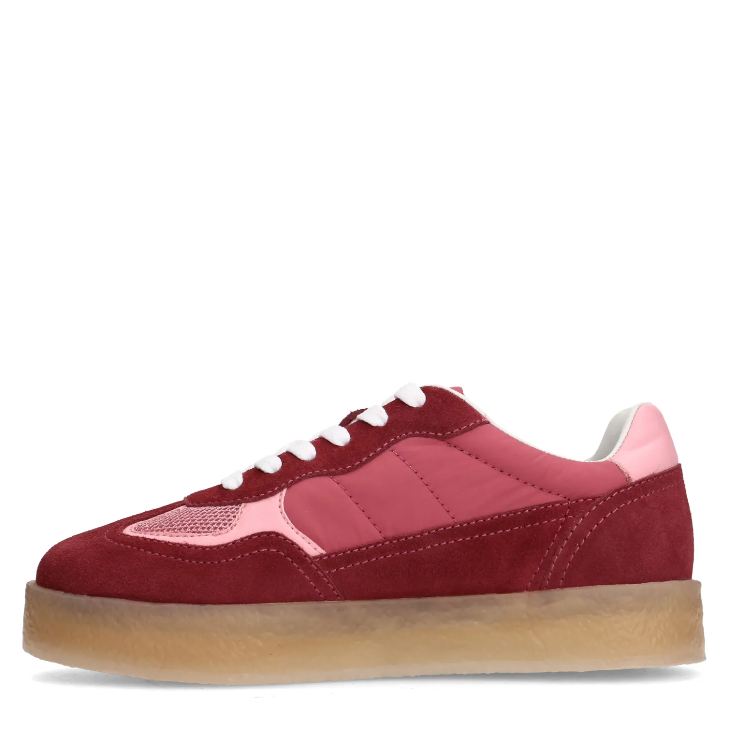Burgundy suède sneakers met roze details