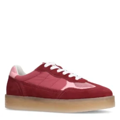 Burgundy suède sneakers met roze details
