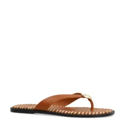 Cognac leren slippers met goudkleurig detail