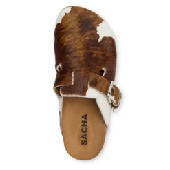 Cow clogs met gesp