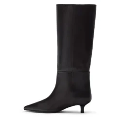 Donkerbruine leren hoge laarzen met kitten heel