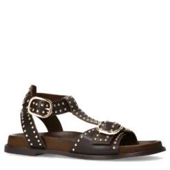 Donkerbruine leren sandalen met goudkleurige buckles en studs