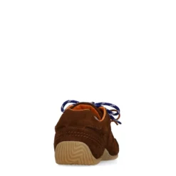 Donkerbruine suède sneakers met dubbele veters