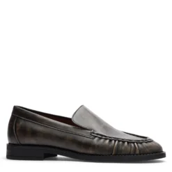 Greywashed leren loafers met rimpel design