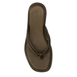 Groene leren slippers