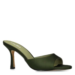 Groene muiltjes met hak