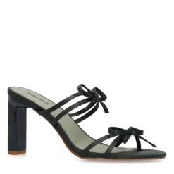 Groene sandalen met hak en strikjes