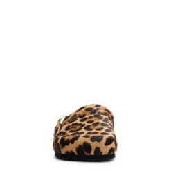 Leopard clogs met gesp