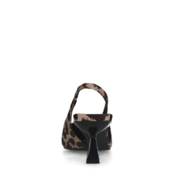 Leopard slingback pumps
