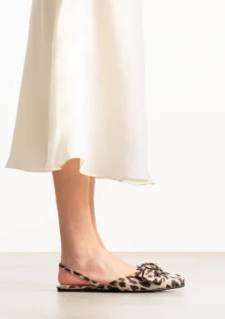 Leopard slingbacks met strik