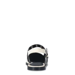 Off white leren slingbacks met studs en gesp