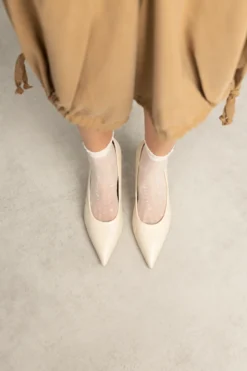 Off white pumps