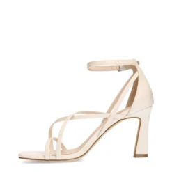 Off white sandalen met hak