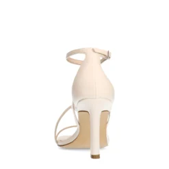 Off white sandalen met hak