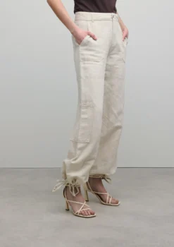 Off white sandalen met hak