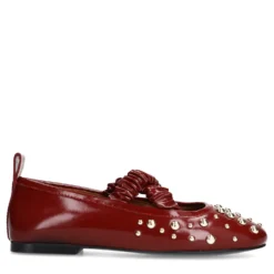 Rode leren ballerina's met studs