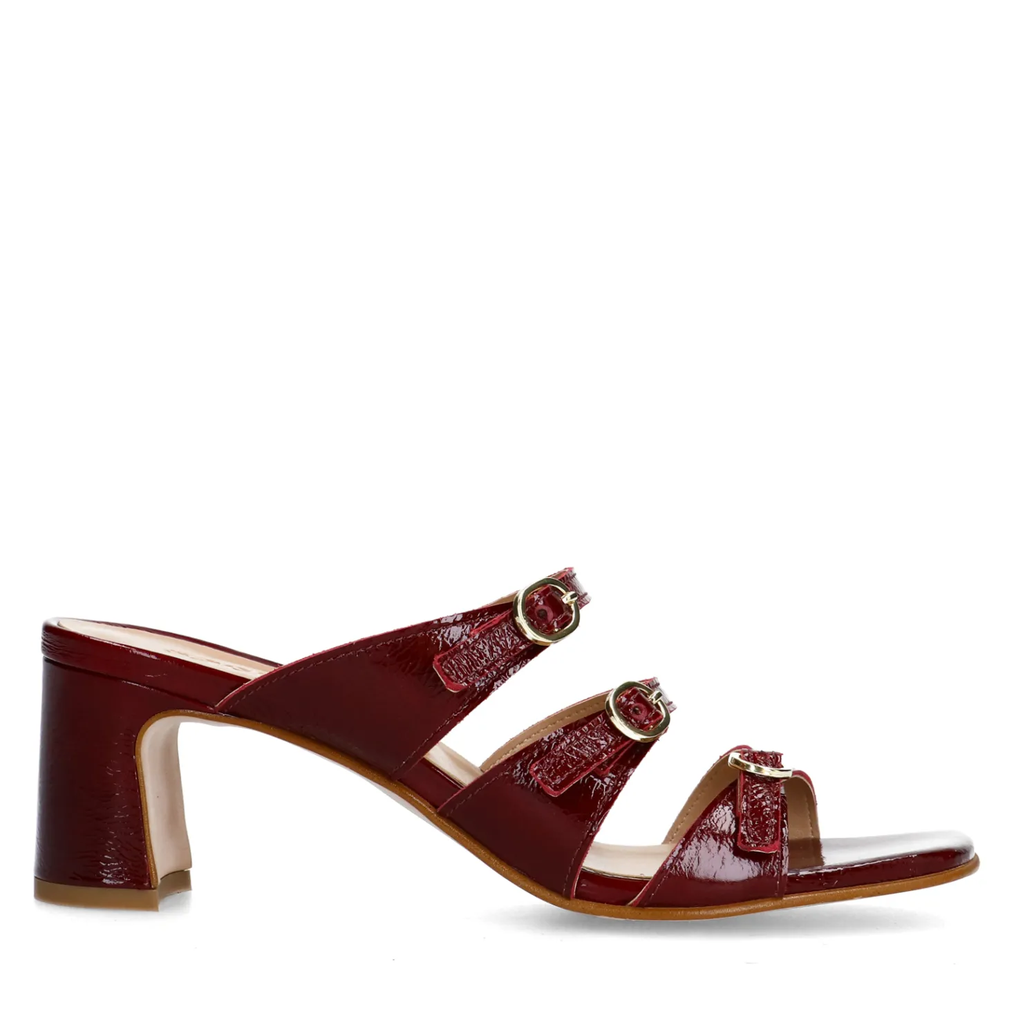 Rode leren sandalen met hak en gespen