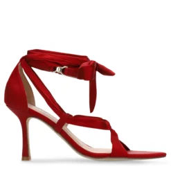 Rode sandalen met hak