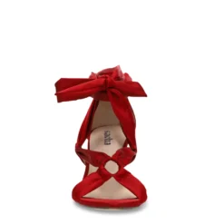 Rode sandalen met hak